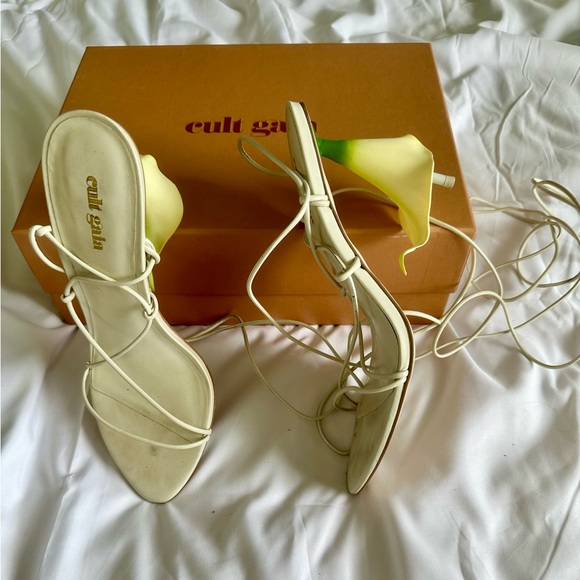Cult Gaia Yellow and Cream Heels - Picture 3 of 4